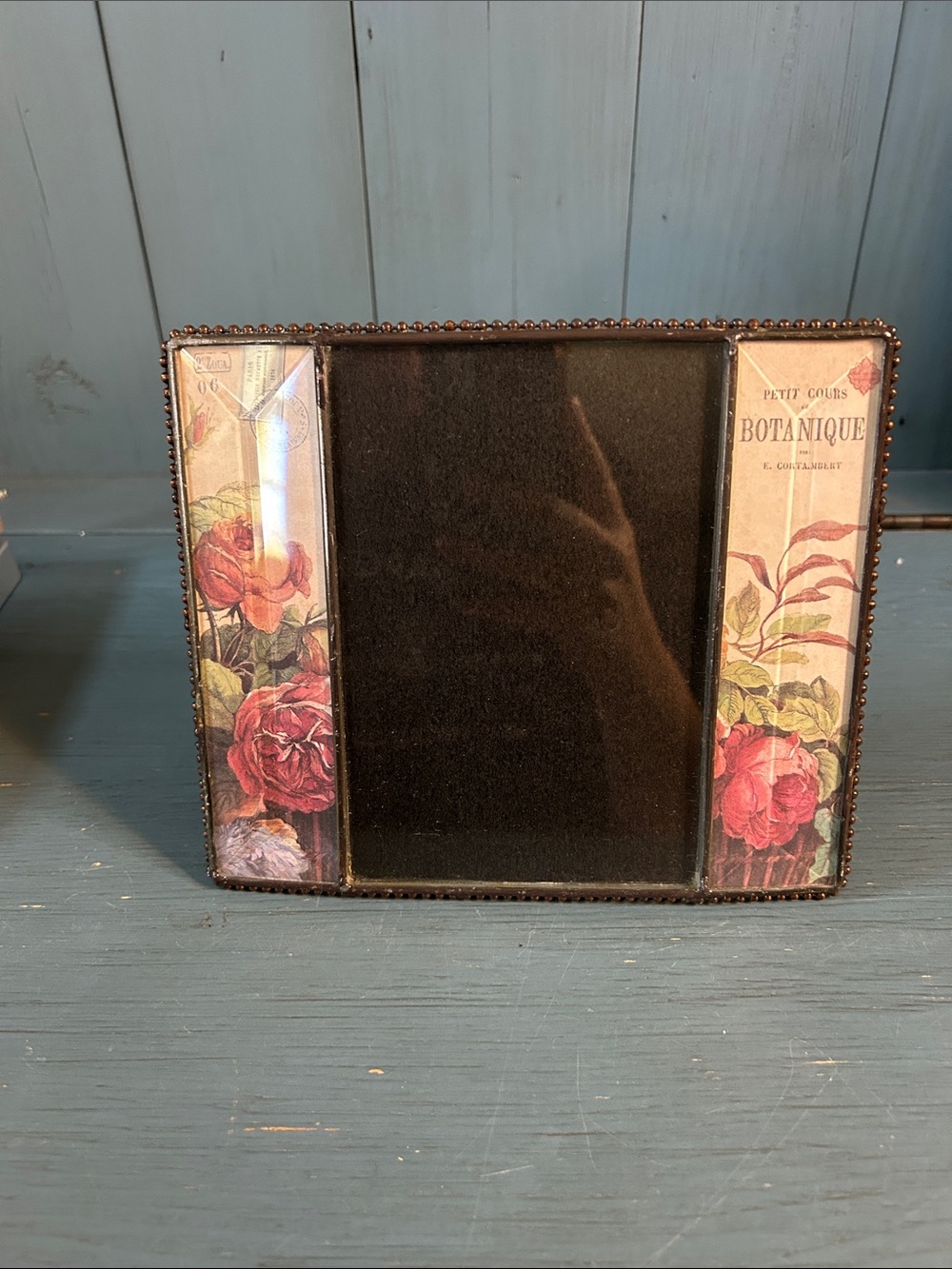 Vintage Antique Style Floral Picture Frame in Rose and Cream - 4 x 6” | EUC